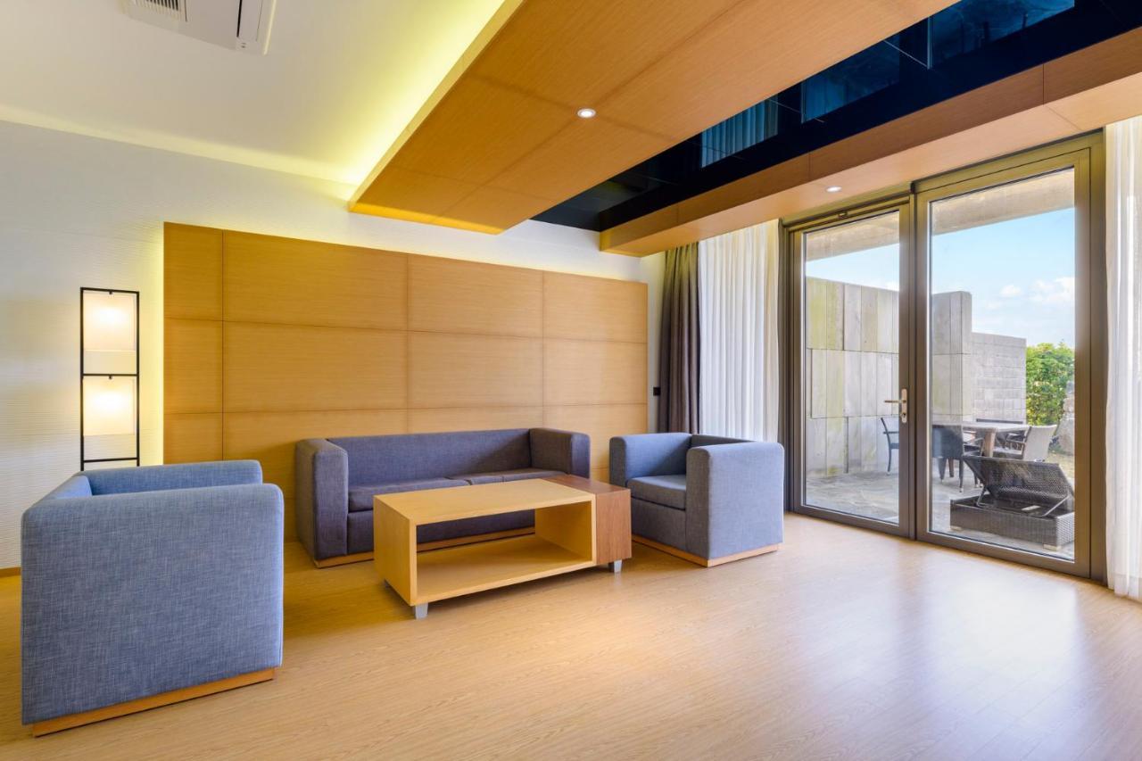 Stanford Hotel & Resort 済州市 エクステリア 写真
