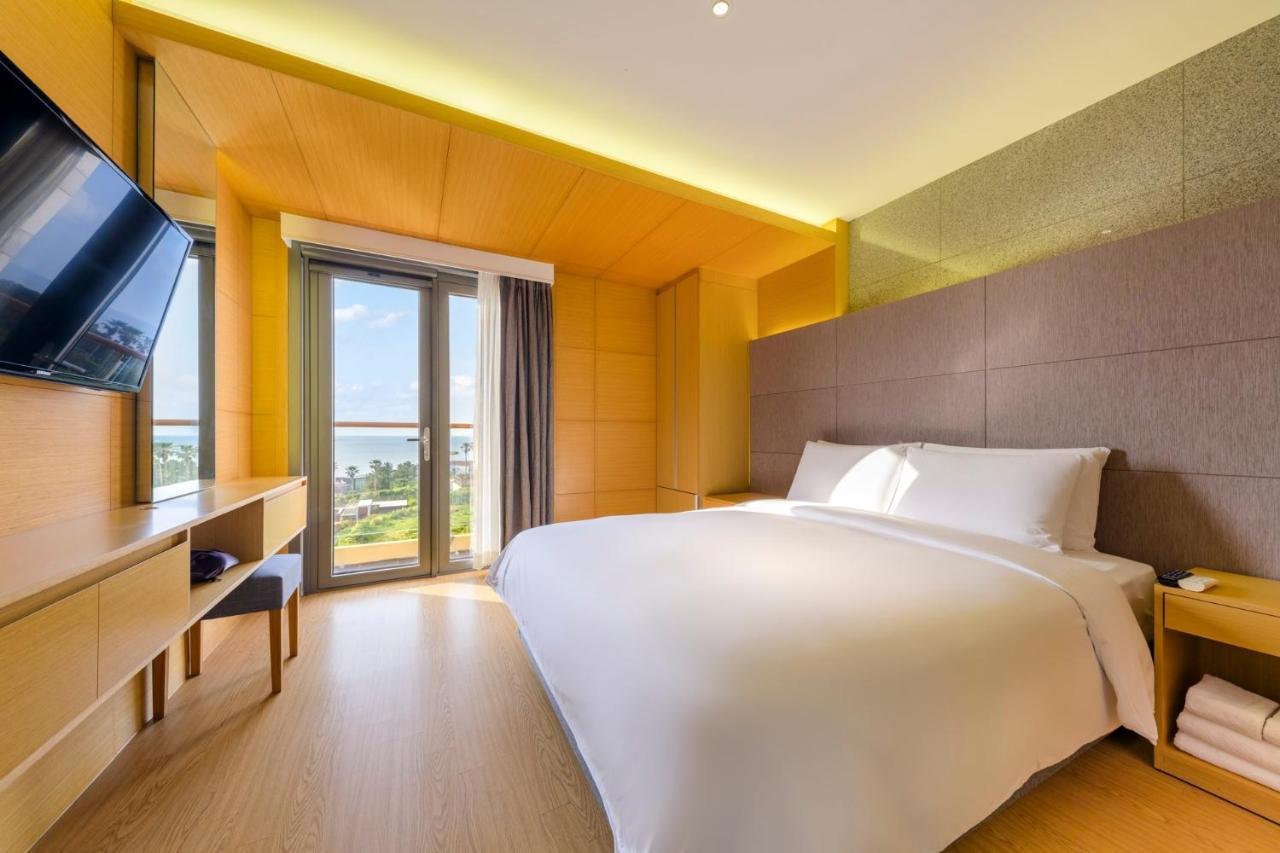 Stanford Hotel & Resort 済州市 エクステリア 写真